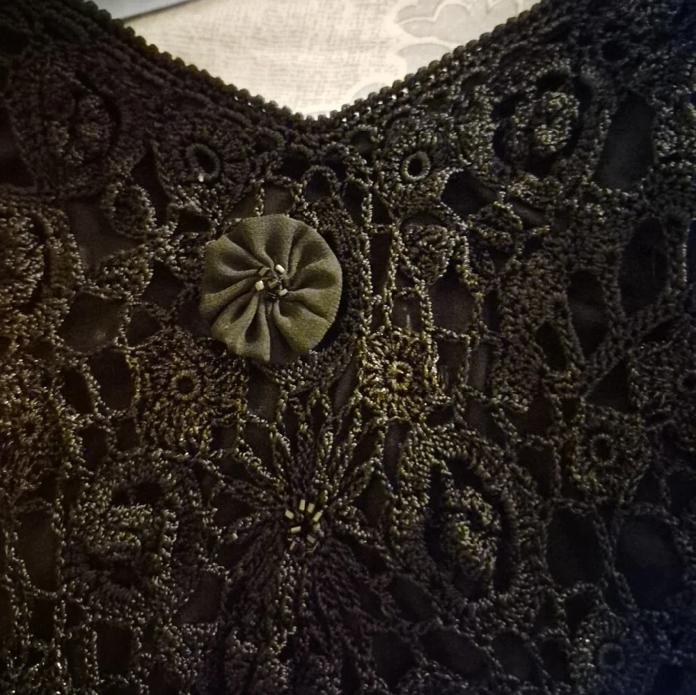 Vintage Black Crochet Lace V-Neck Asymetrical  Women’s Dress - Picture 13 of 16
